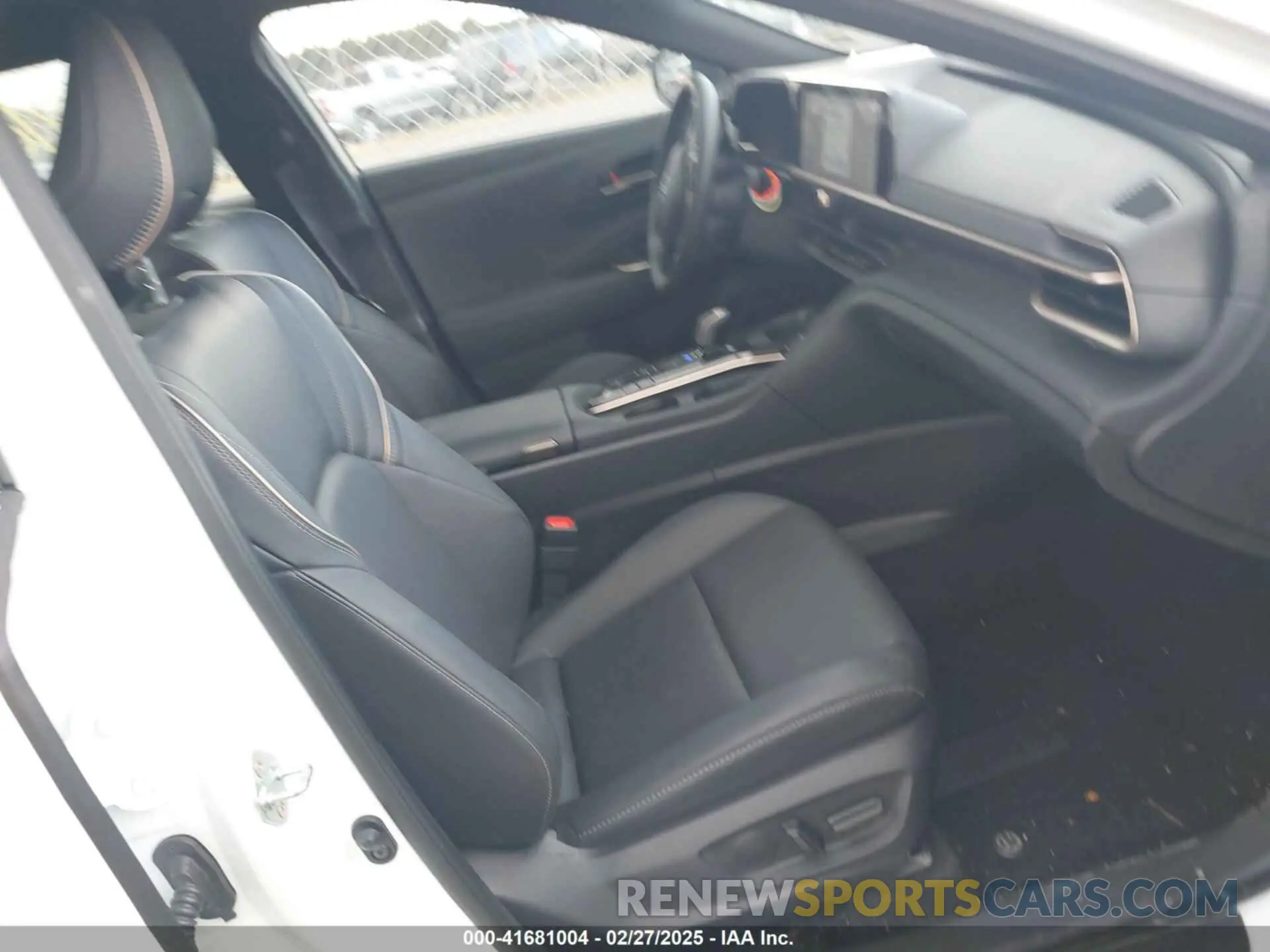 5 fotografías del automóvil dañado JTDACAAJ6S3008503 TOYOTA CROWN SIGNIA 2025