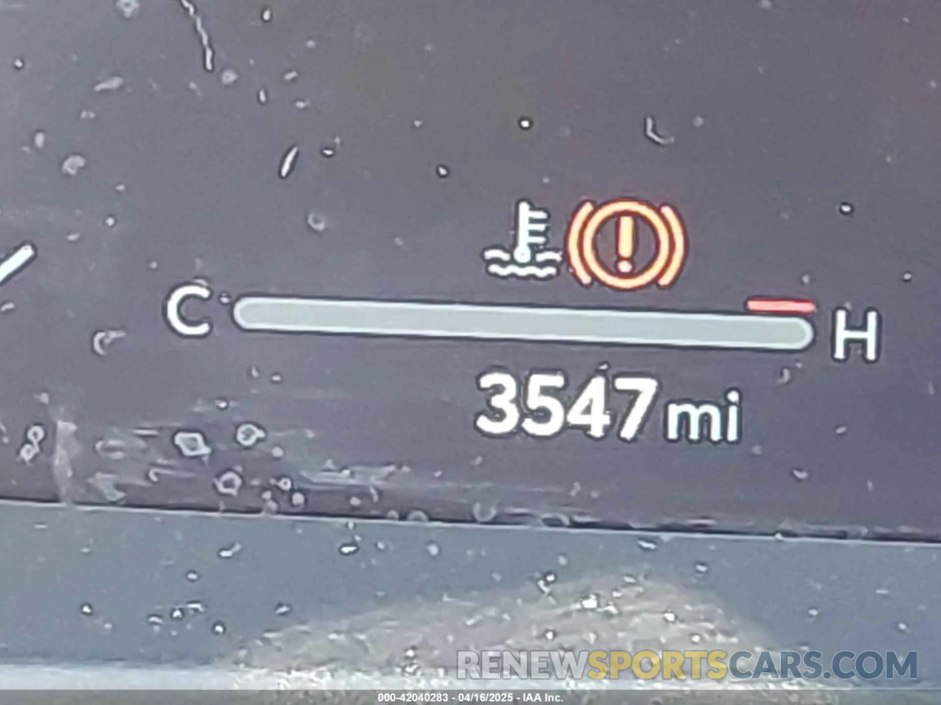 15 fotografías del automóvil dañado JTDACAAJ9S3004185 TOYOTA CROWN SIGNIA 2025