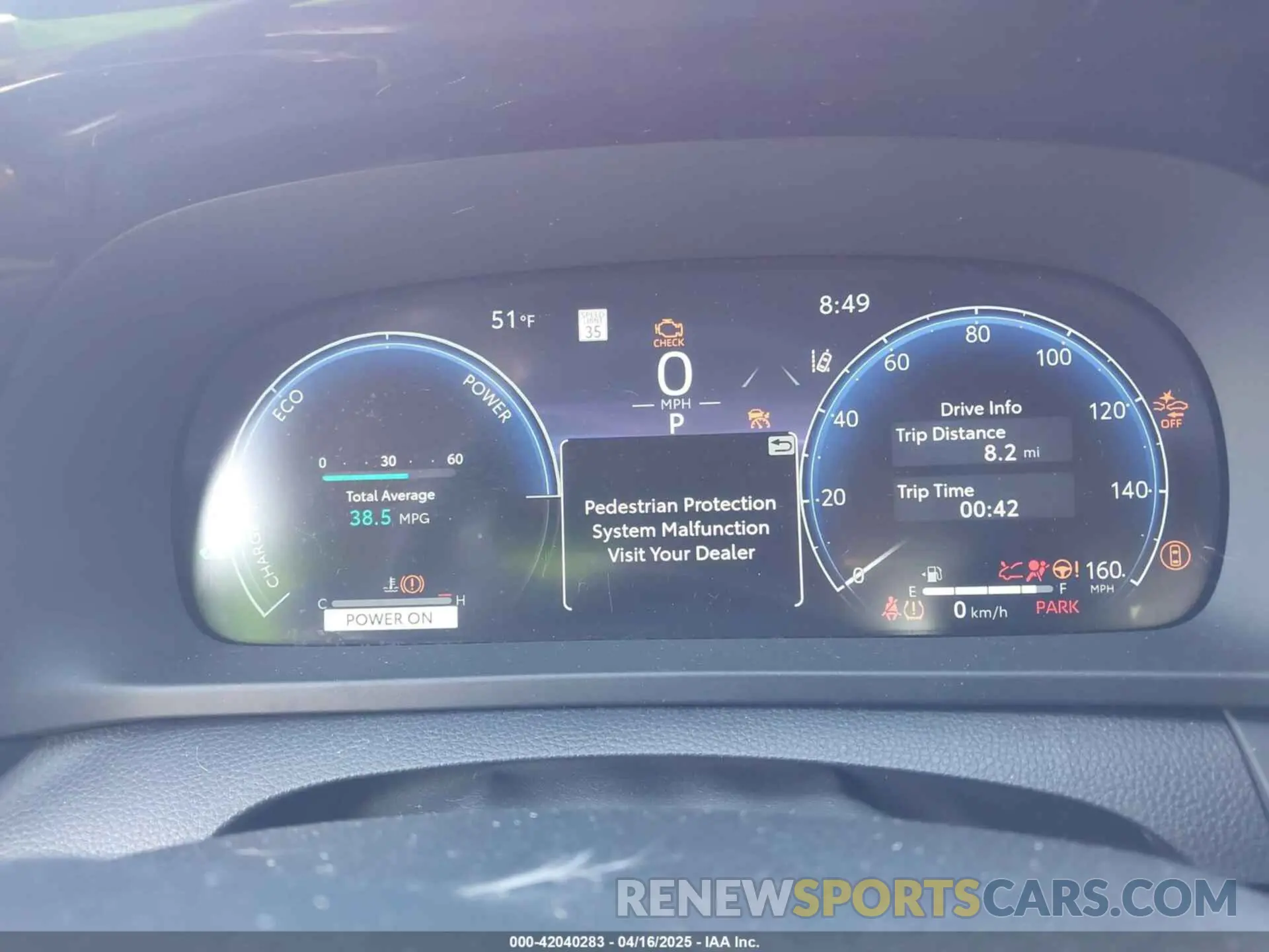 7 fotografías del automóvil dañado JTDACAAJ9S3004185 TOYOTA CROWN SIGNIA 2025