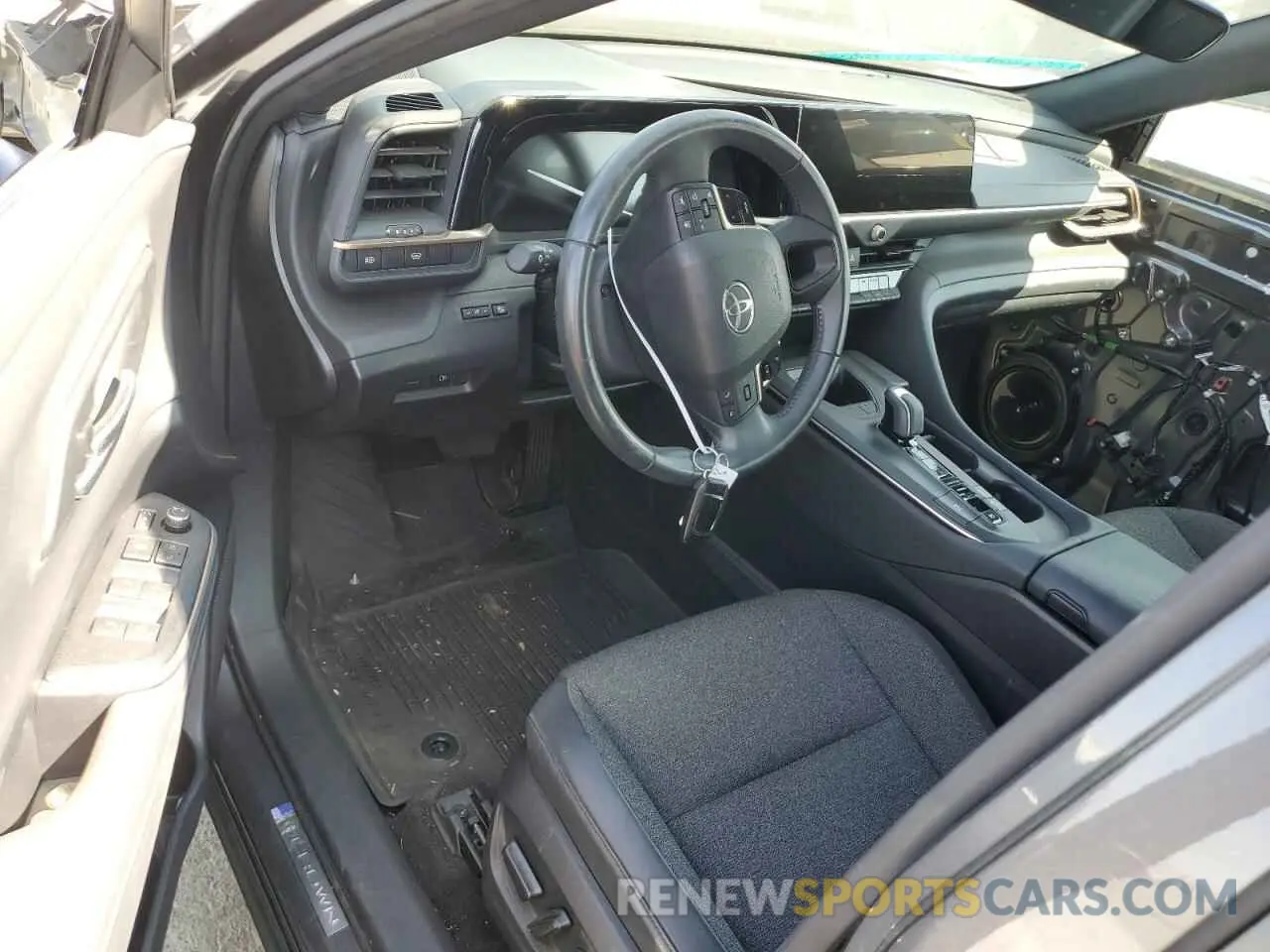 8 fotografías del automóvil dañado JTDAAAAF4P3001252 TOYOTA CROWN XLE 2023