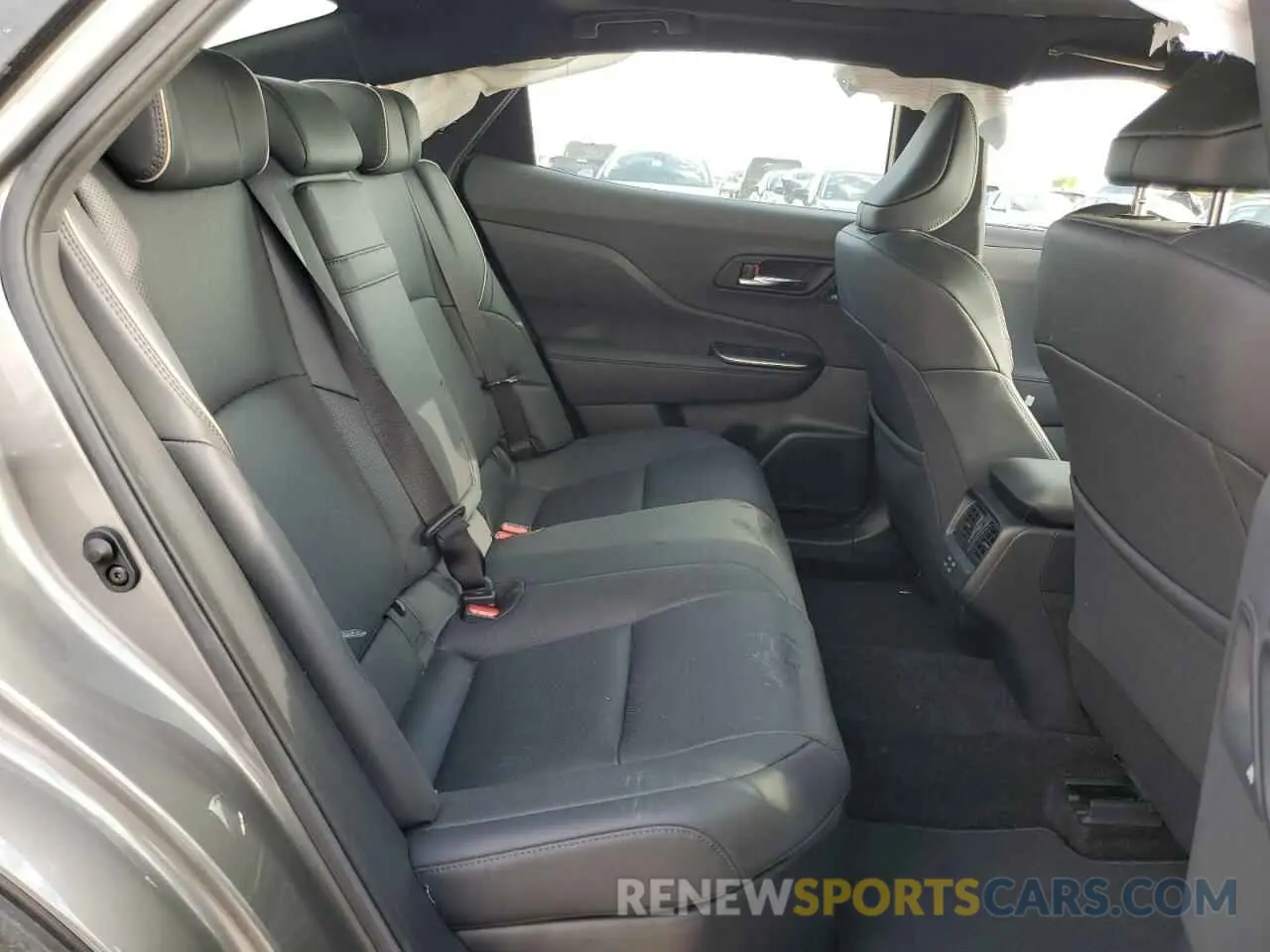 10 fotografías del automóvil dañado JTDAAAAF8P3013484 TOYOTA CROWN XLE 2023