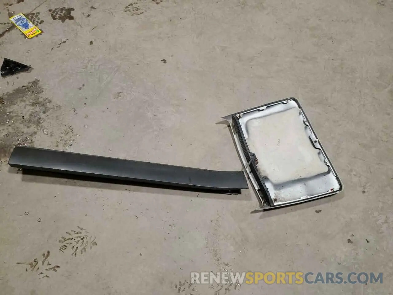 12 fotografías del automóvil dañado JTDAAAAF1R3021056 TOYOTA CROWN XLE 2024