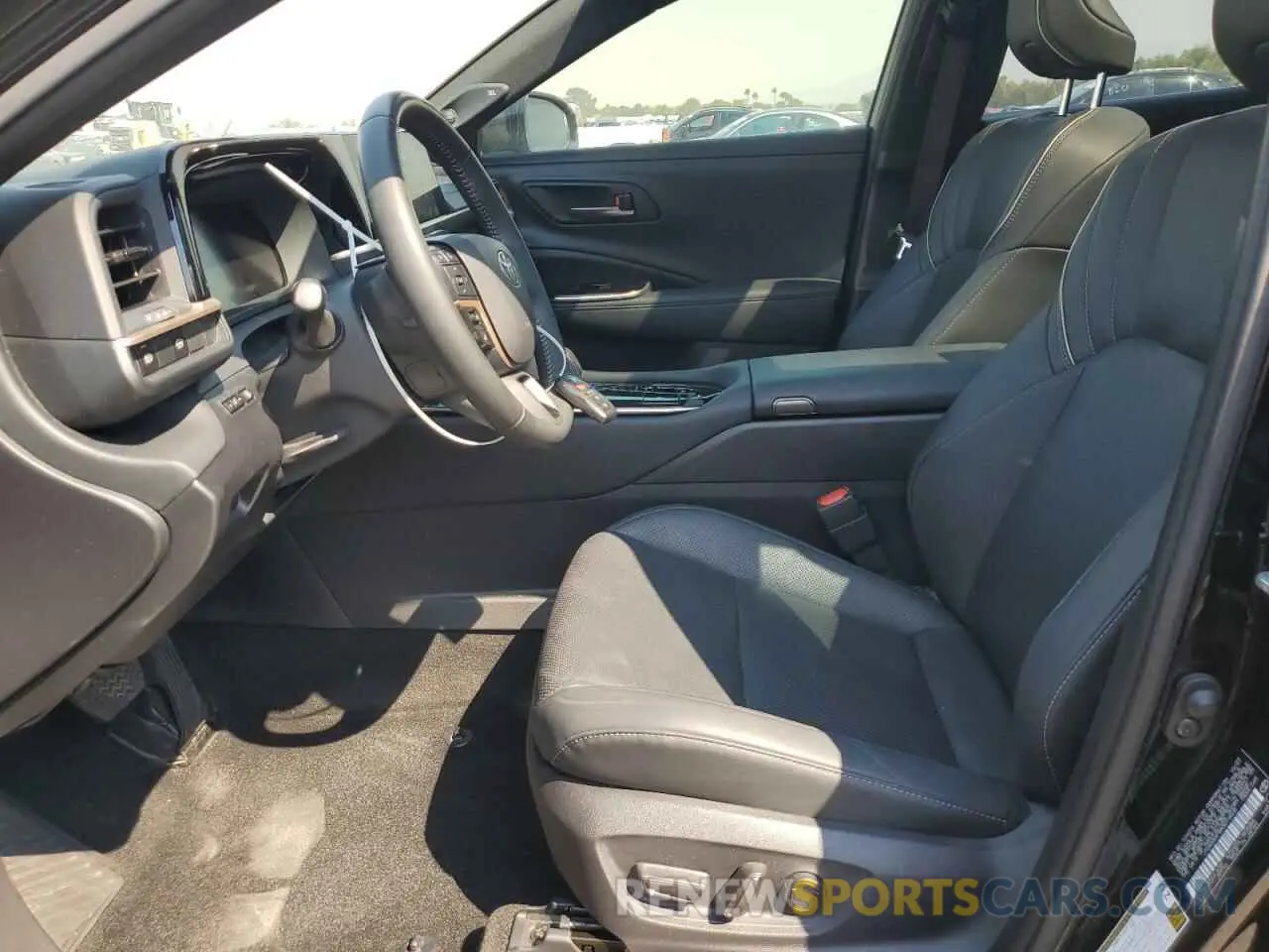 7 fotografías del automóvil dañado JTDAAAAF5R3019505 TOYOTA CROWN XLE 2024