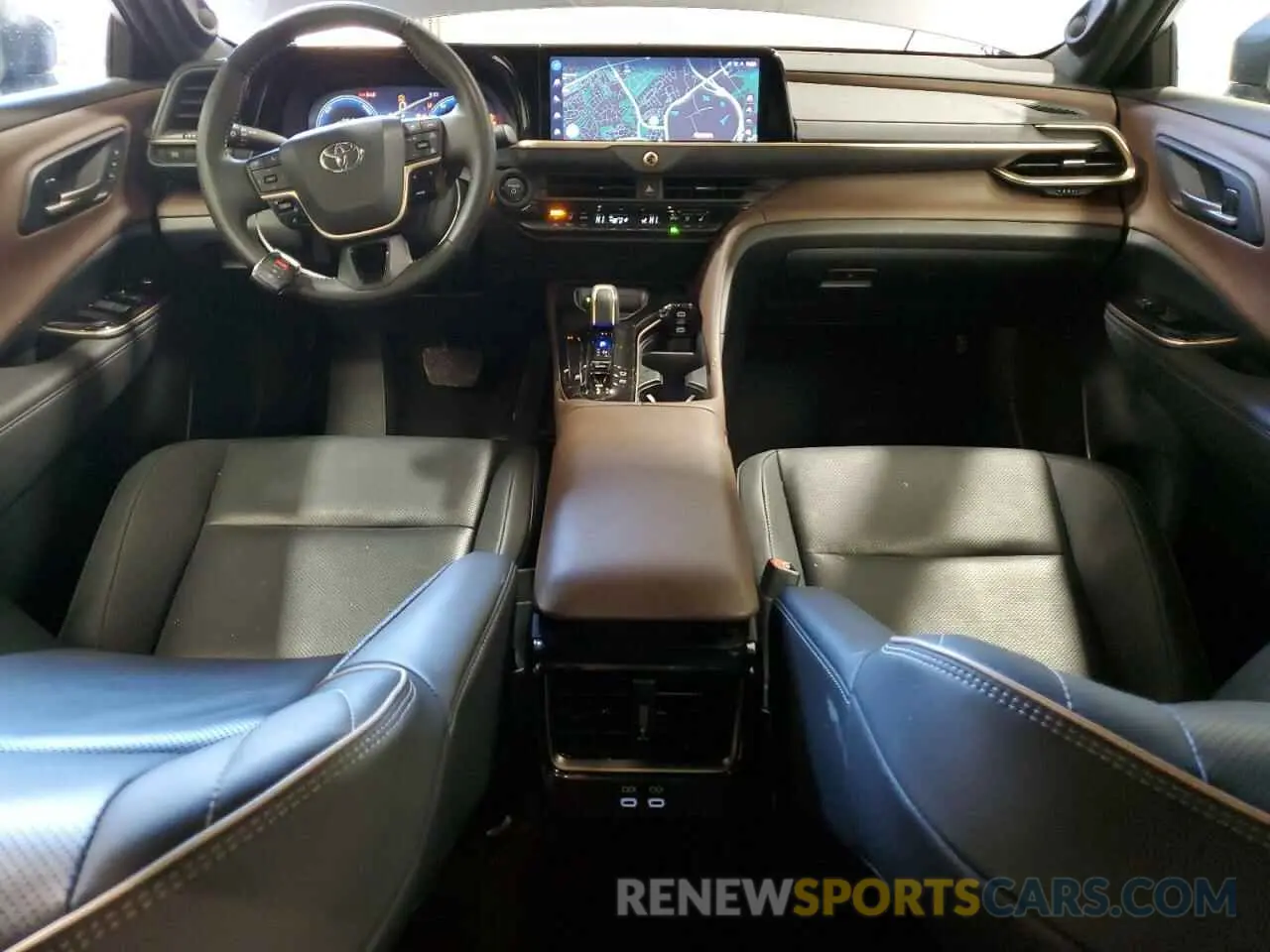 8 fotografías del automóvil dañado JTDAAAAF6R3029685 TOYOTA CROWN XLE 2024