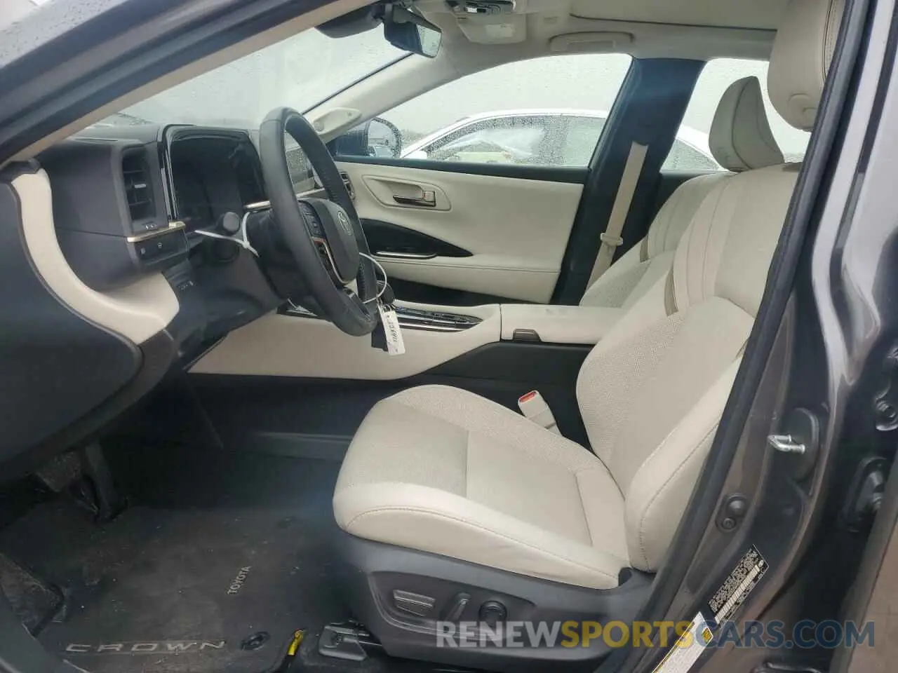 7 fotografías del automóvil dañado JTDAAAAF8R3029462 TOYOTA CROWN XLE 2024