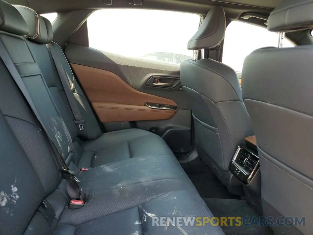 10 fotografías del automóvil dañado JTDAAAAF4S3032333 TOYOTA CROWN XLE 2025
