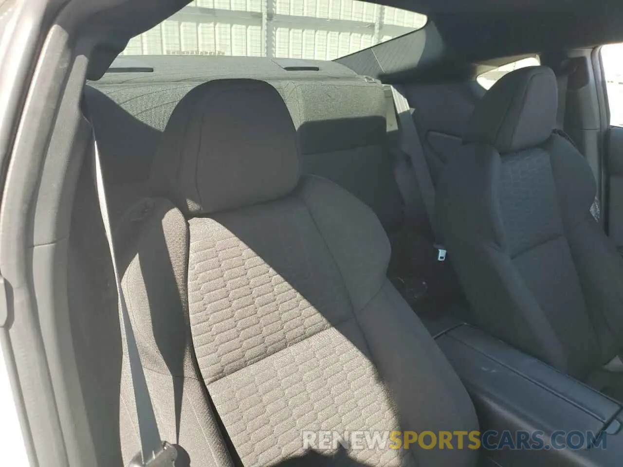 10 fotografías del automóvil dañado JF1ZNBB11N9752244 TOYOTA GR 86 2022