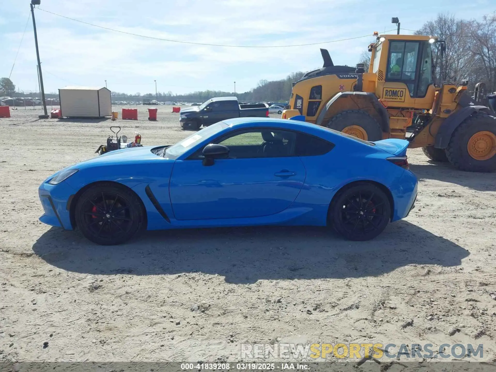 14 fotografías del automóvil dañado JF1ZNBF17N8756699 TOYOTA GR 86 2022