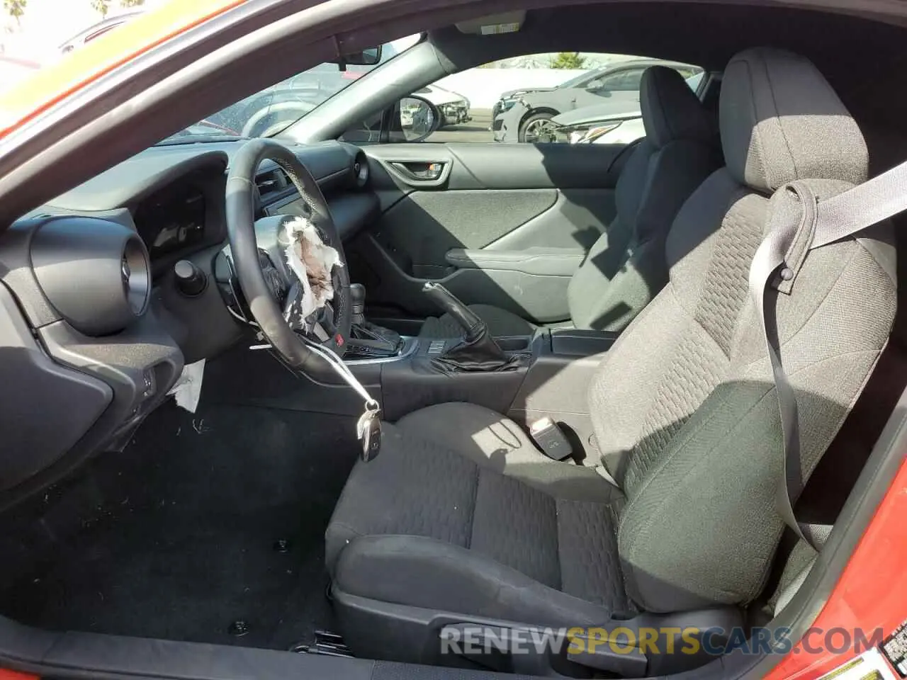 7 fotografías del automóvil dañado JF1ZNBC11P8759329 TOYOTA GR 86 2023