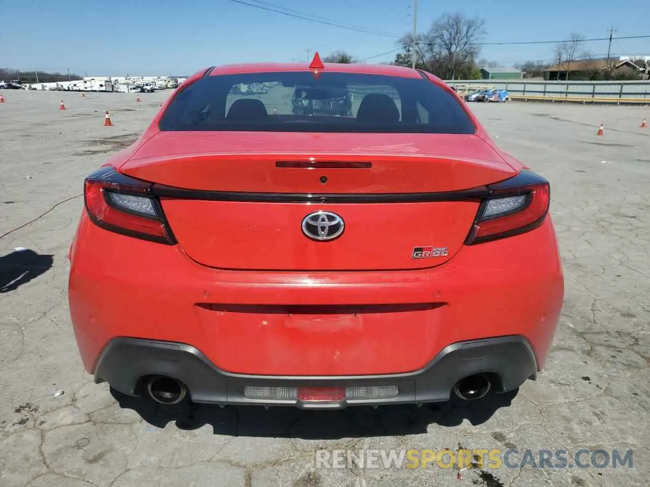 6 fotografías del automóvil dañado JF1ZNBC1XP8752735 TOYOTA GR 86 2023