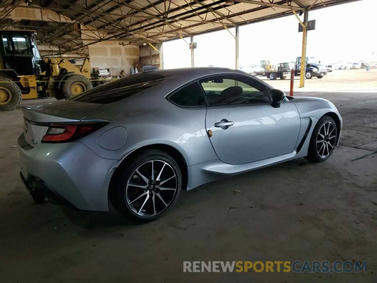 3 fotografías del automóvil dañado JF1ZNBB17R9755378 TOYOTA GR 86 2024