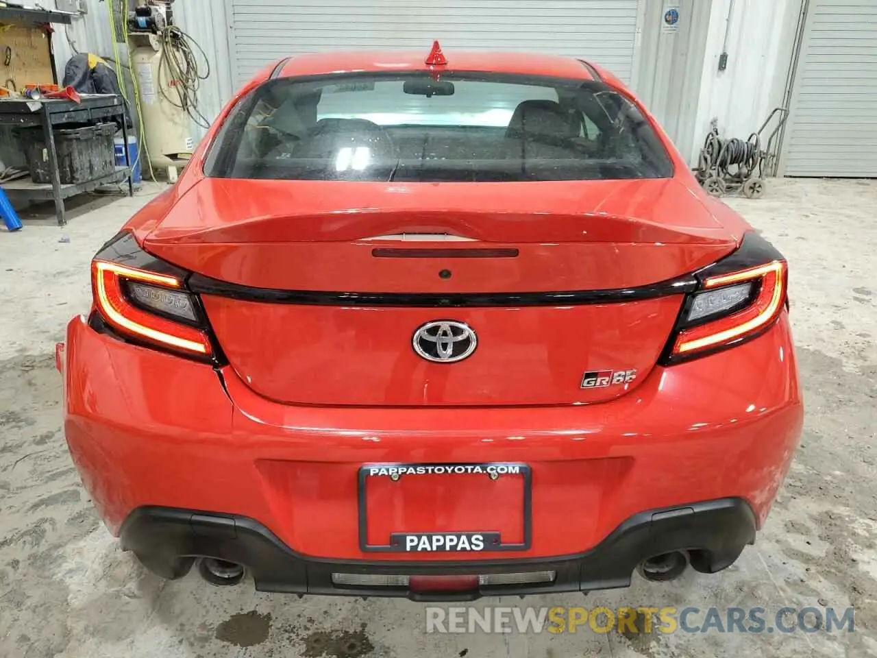 6 fotografías del automóvil dañado JF1ZNBE1XN9753856 TOYOTA GR 86 PREM 2022