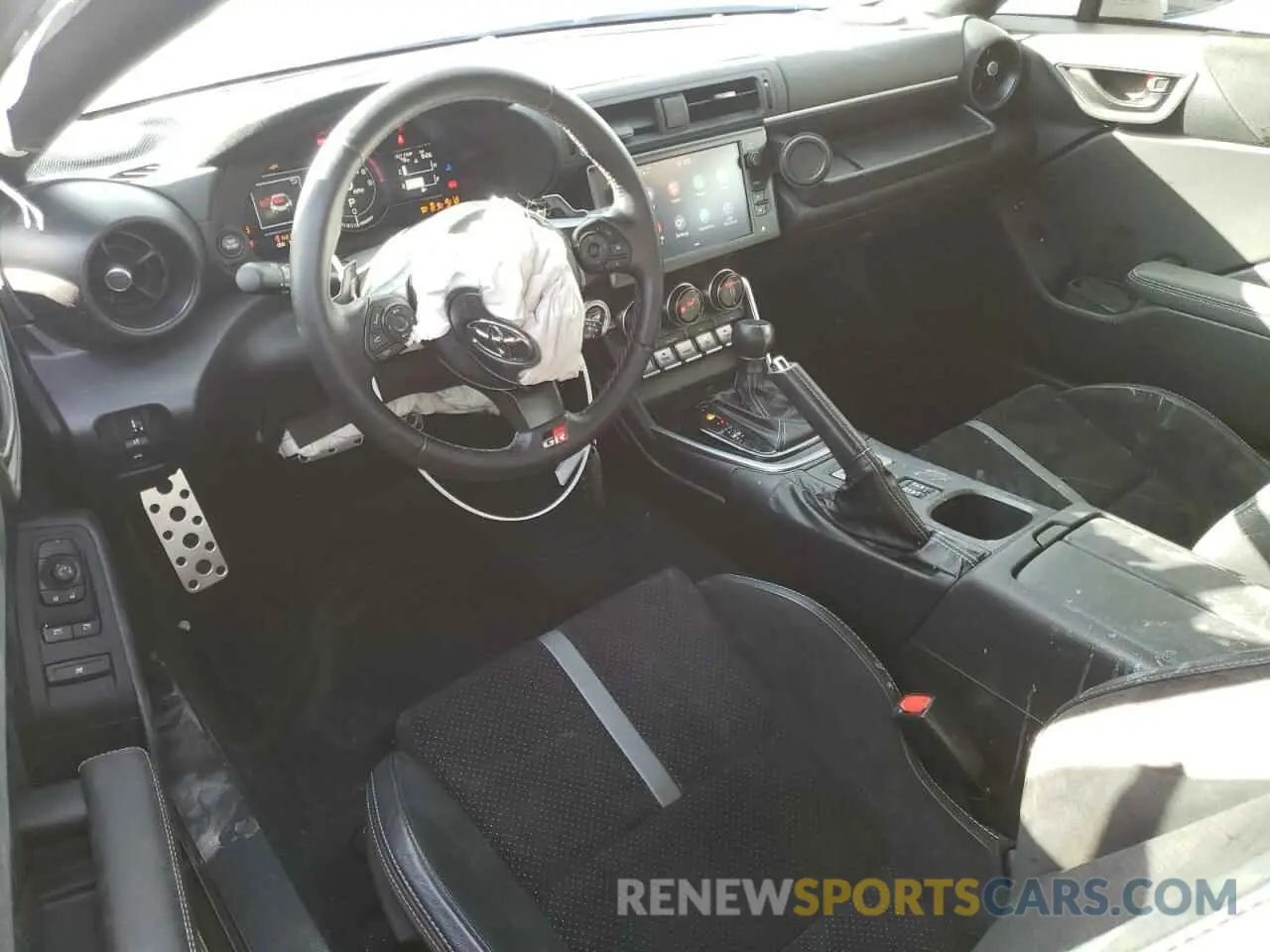 8 fotografías del automóvil dañado JF1ZNBF10N8755314 TOYOTA GR 86 PREM 2022