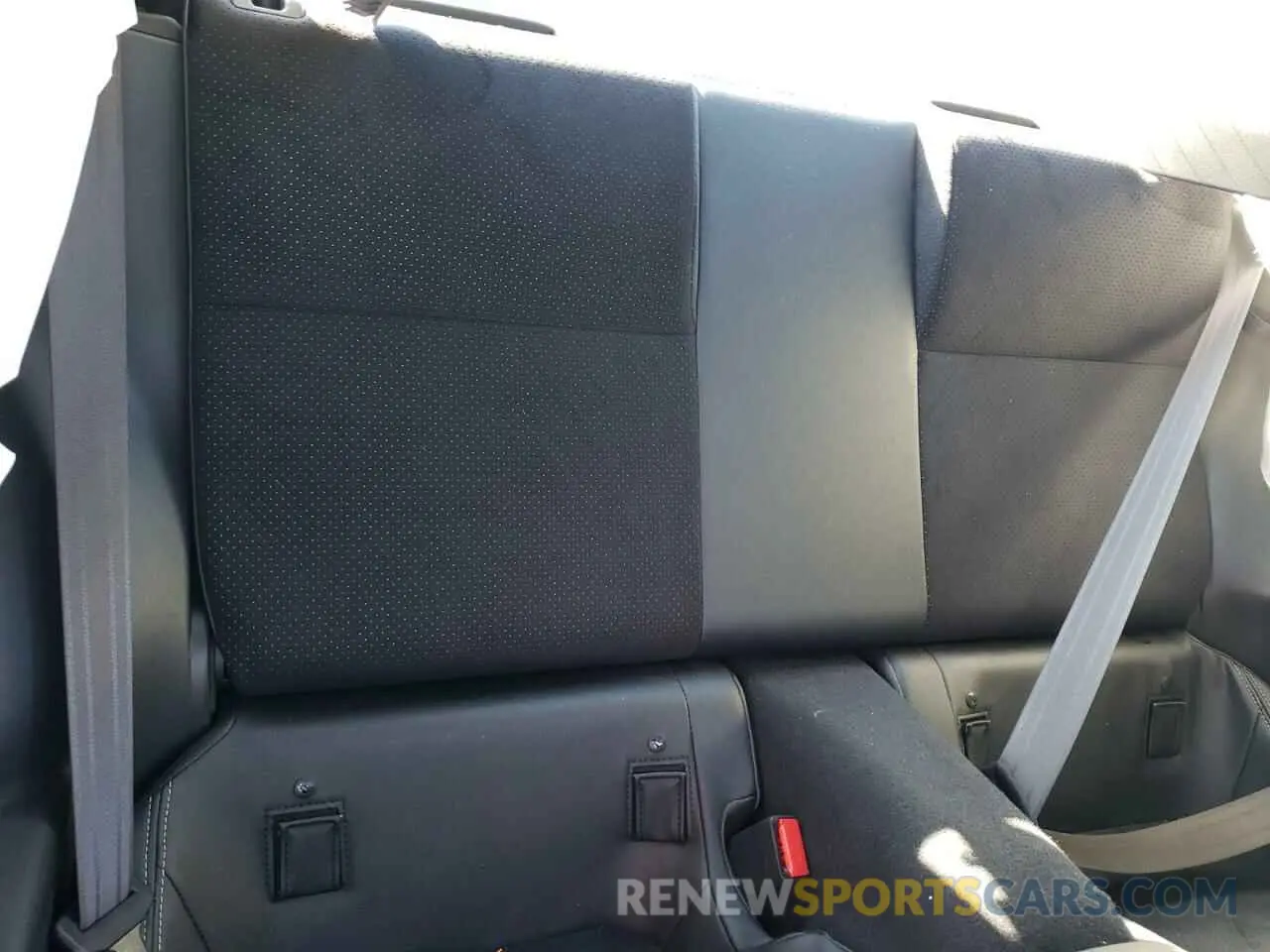10 fotografías del automóvil dañado JF1ZNBF14N8756529 TOYOTA GR 86 PREM 2022