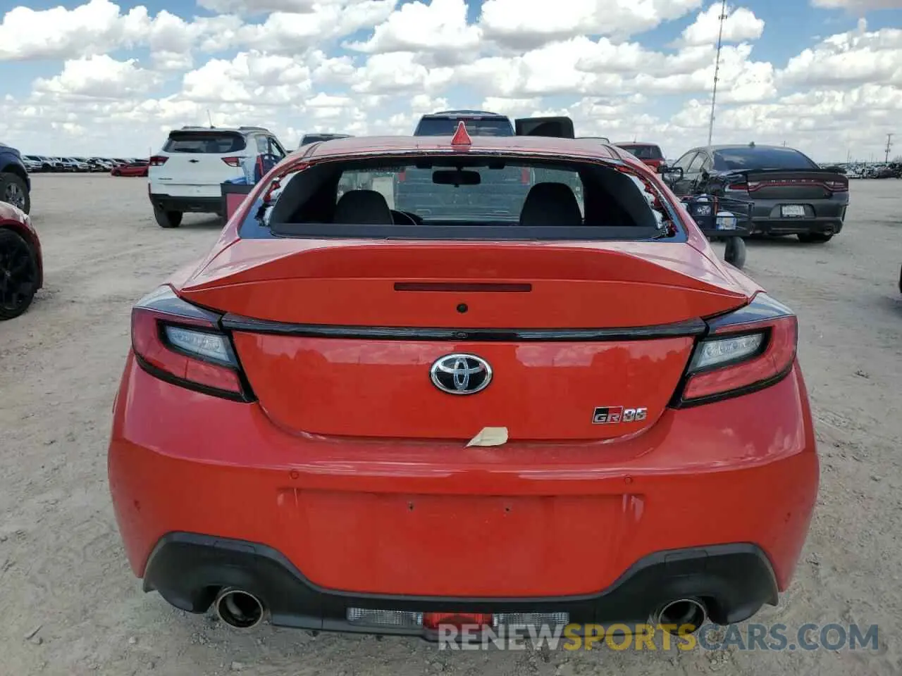 6 fotografías del automóvil dañado JF1ZNBF18N8756677 TOYOTA GR 86 PREM 2022