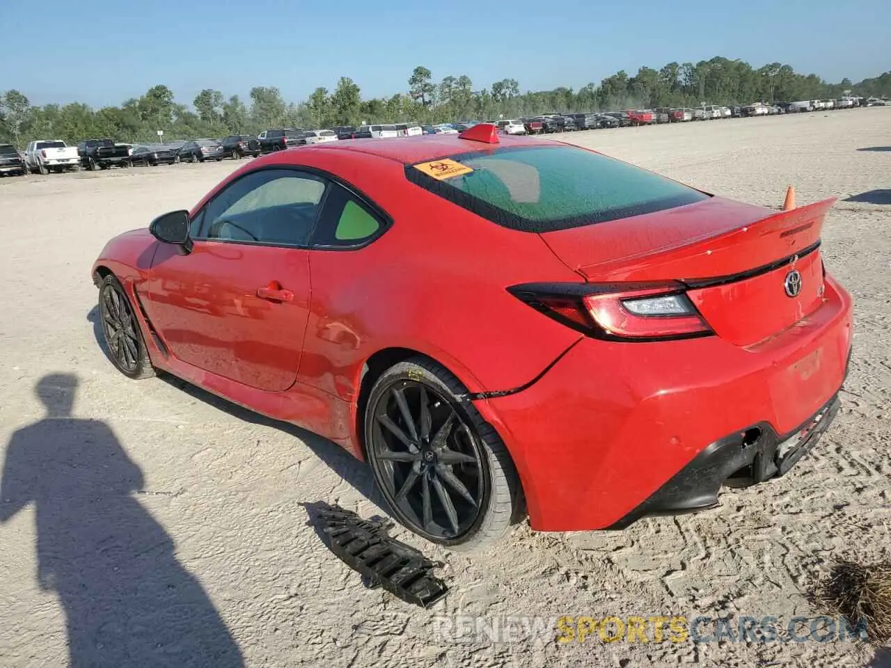 2 fotografías del automóvil dañado JF1ZNBF18N8758493 TOYOTA GR 86 PREM 2022