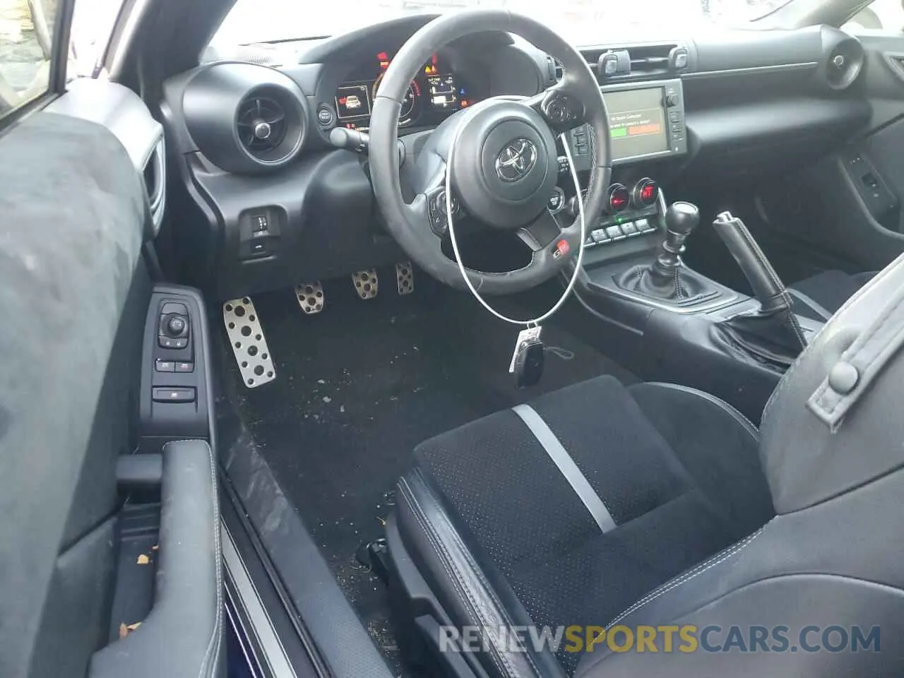 8 fotografías del automóvil dañado JF1ZNBE17P9752764 TOYOTA GR 86 PREM 2023