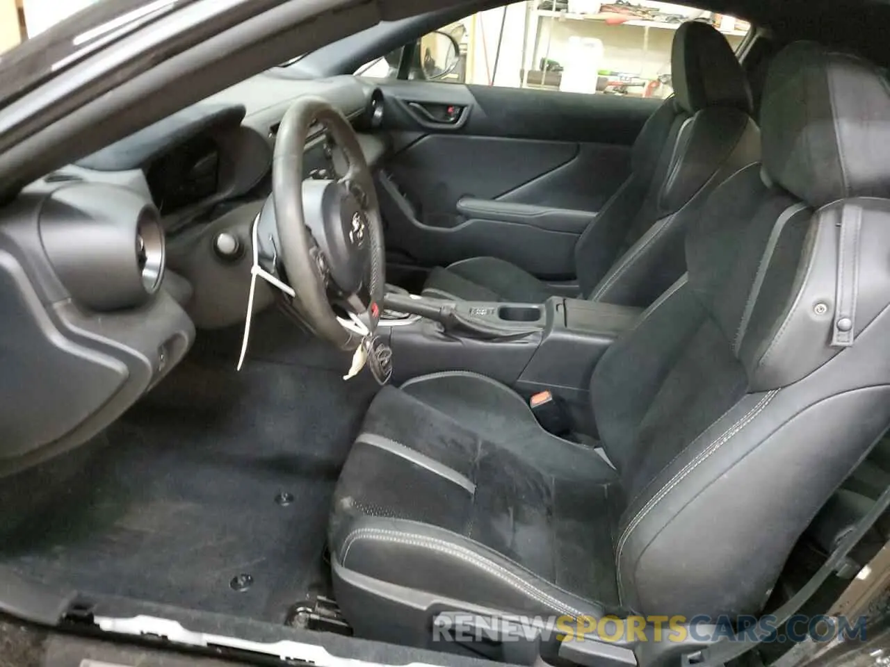 7 fotografías del automóvil dañado JF1ZNBF11P8760055 TOYOTA GR 86 PREM 2023
