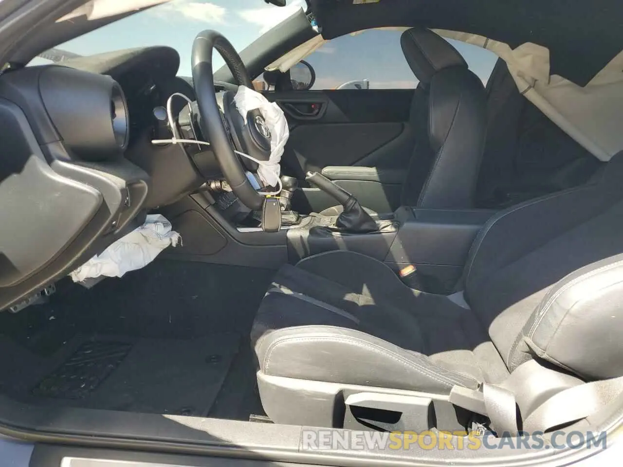 7 fotografías del automóvil dañado JF1ZNBF13P8756668 TOYOTA GR 86 PREM 2023