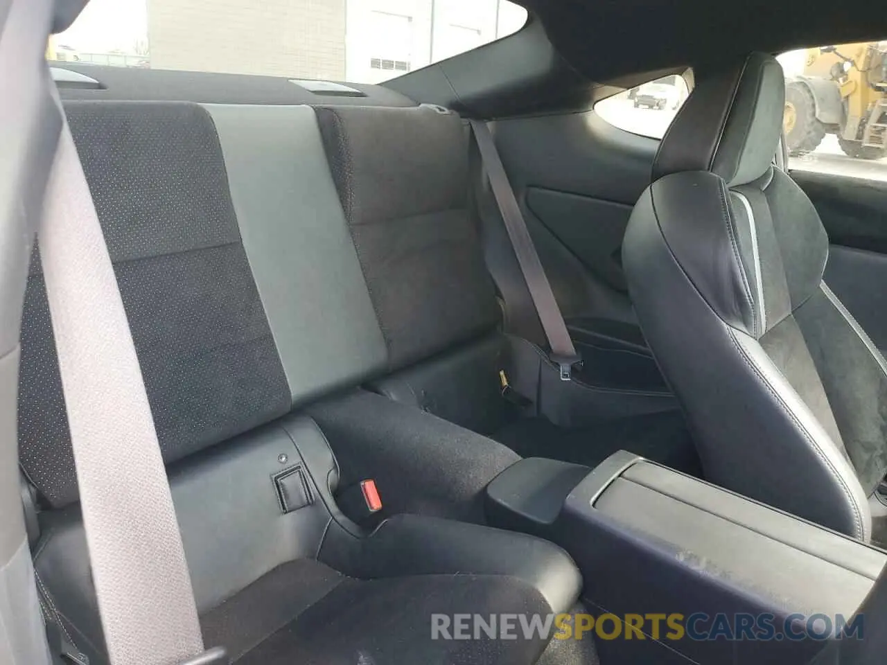 10 fotografías del automóvil dañado JF1ZNBF13P8764544 TOYOTA GR 86 PREM 2023