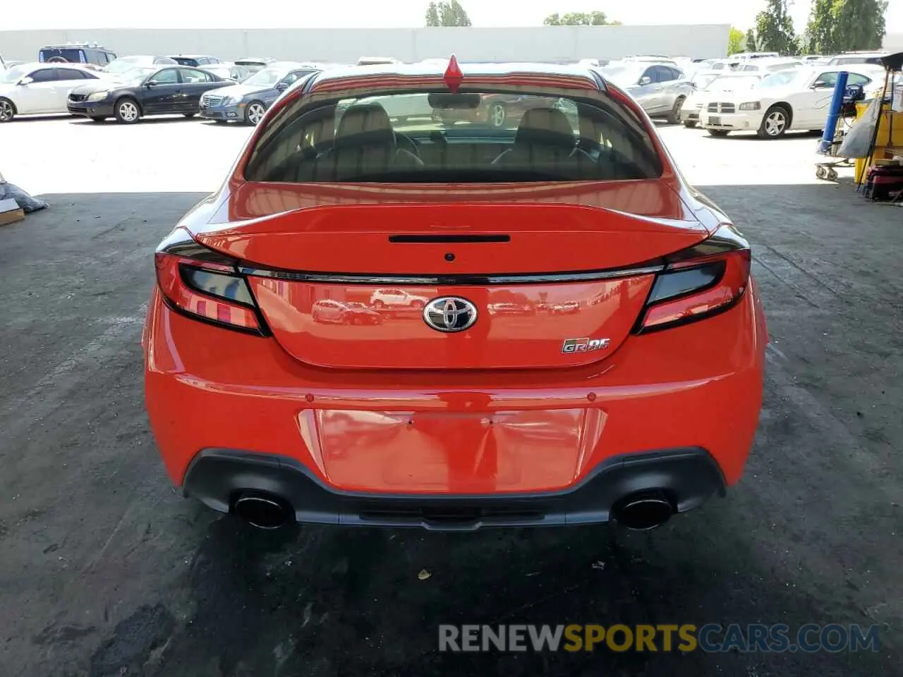 6 fotografías del automóvil dañado JF1ZNBF14P8750488 TOYOTA GR 86 PREM 2023
