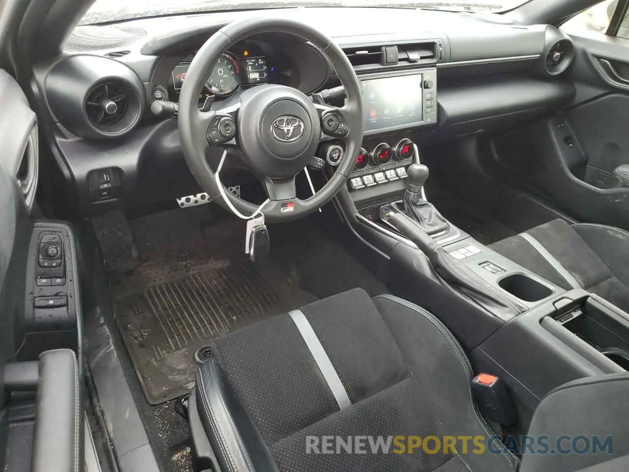 8 fotografías del automóvil dañado JF1ZNBF16P8755756 TOYOTA GR 86 PREM 2023