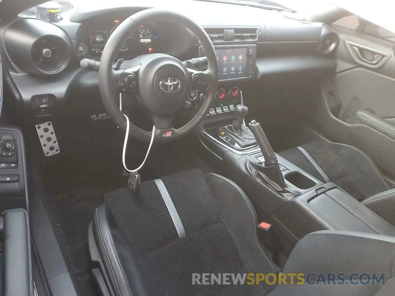 8 fotografías del automóvil dañado JF1ZNBF1XP8766288 TOYOTA GR 86 PREM 2023
