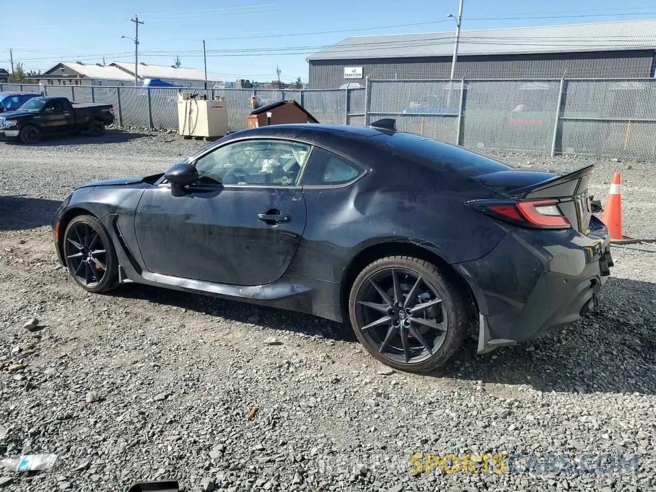 2 fotografías del automóvil dañado JF1ZNBE13R8757579 TOYOTA GR 86 PREM 2024
