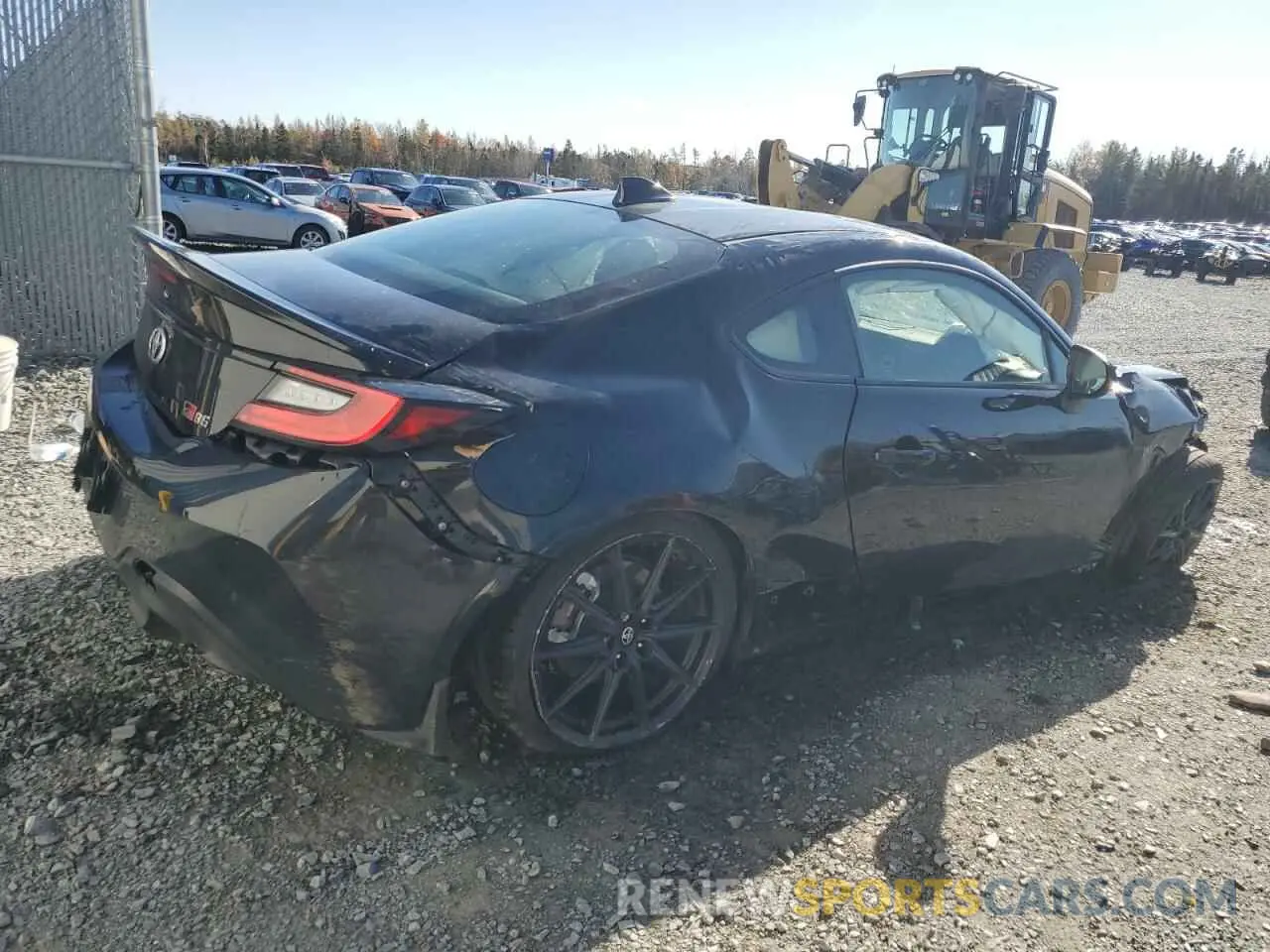 3 fotografías del automóvil dañado JF1ZNBE13R8757579 TOYOTA GR 86 PREM 2024