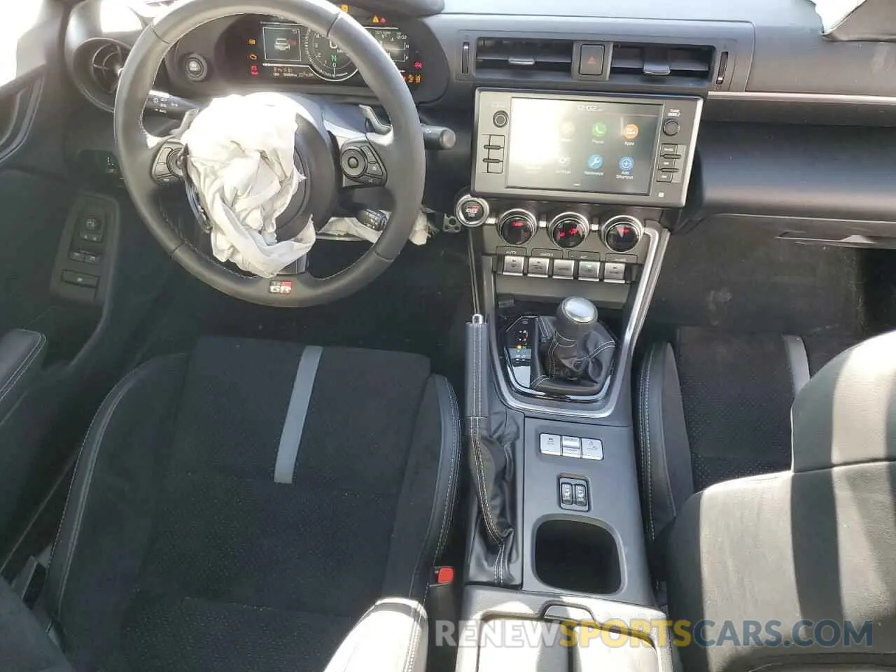 8 fotografías del automóvil dañado JF1ZNBE13R8757579 TOYOTA GR 86 PREM 2024