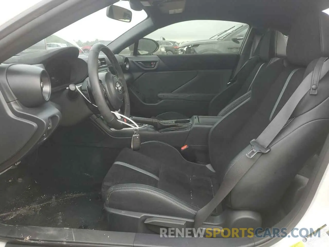 7 fotografías del automóvil dañado JF1ZNBE14R8755632 TOYOTA GR 86 PREM 2024