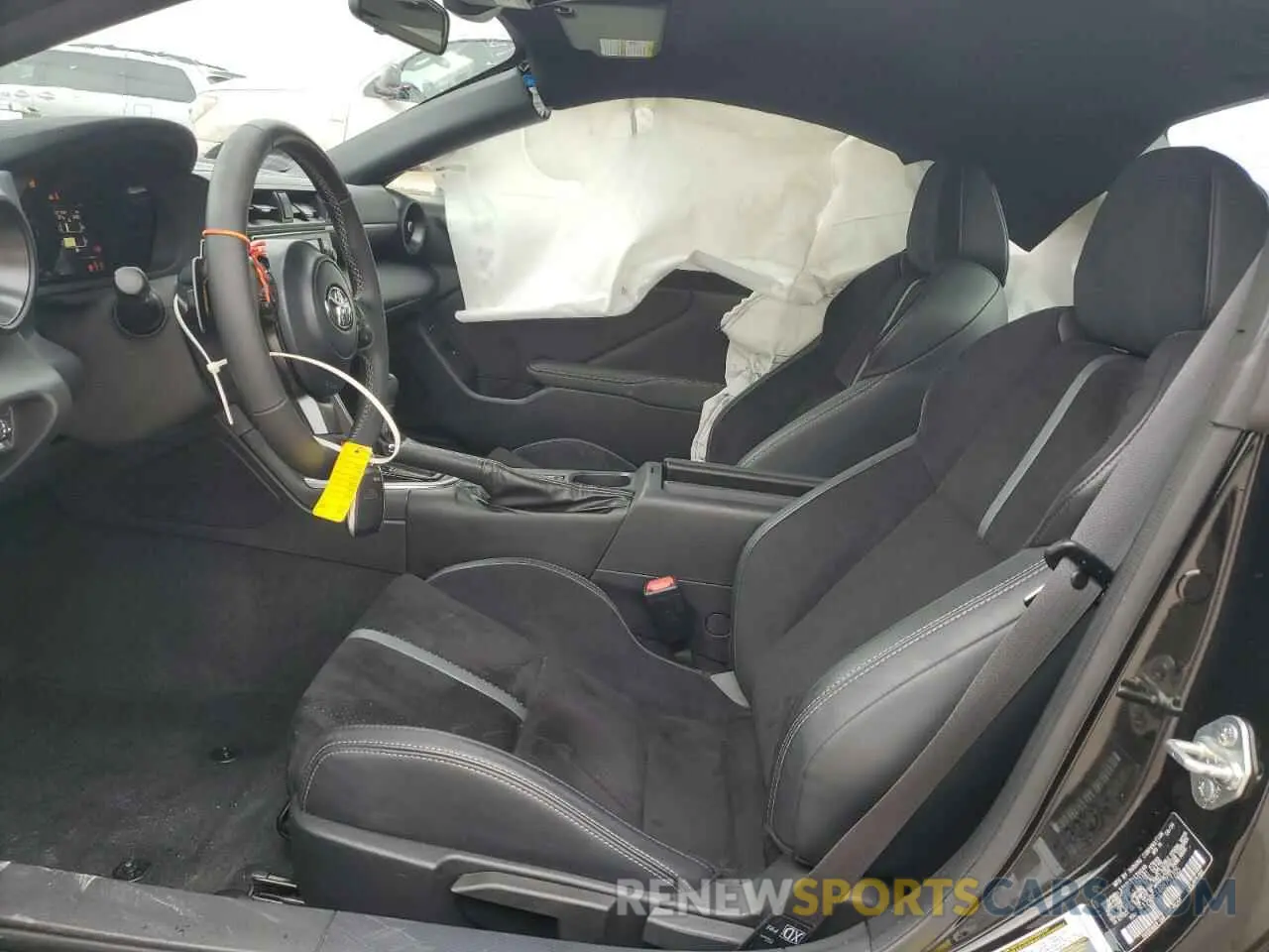 7 fotografías del automóvil dañado JF1ZNBE14R8757705 TOYOTA GR 86 PREM 2024