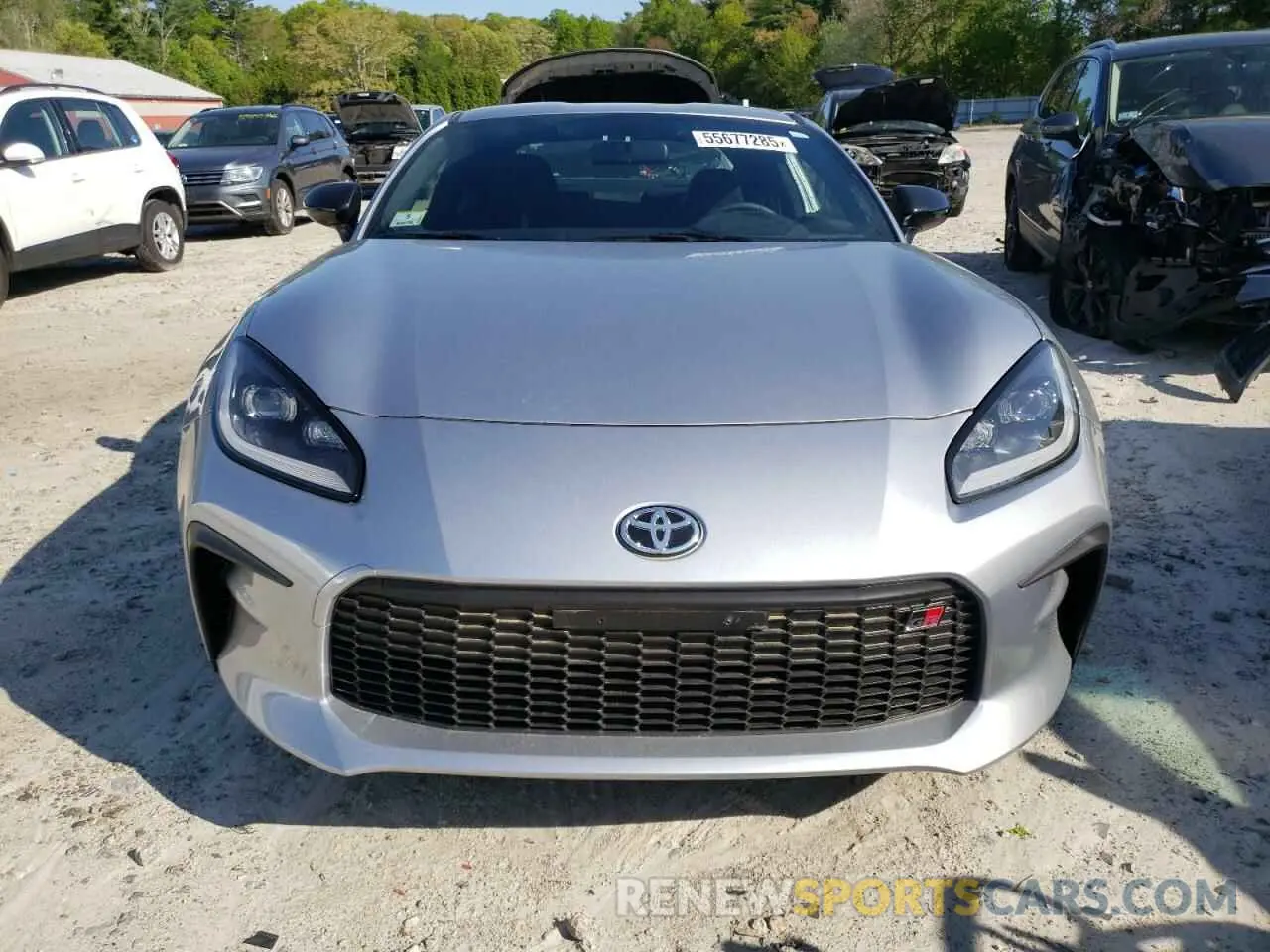 5 fotografías del automóvil dañado JF1ZNBE15R9755858 TOYOTA GR 86 PREM 2024