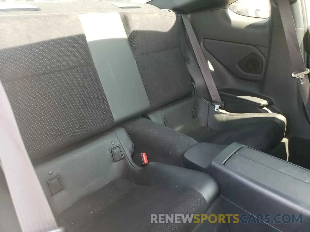 10 fotografías del automóvil dañado JF1ZNBE15R9756816 TOYOTA GR 86 PREM 2024