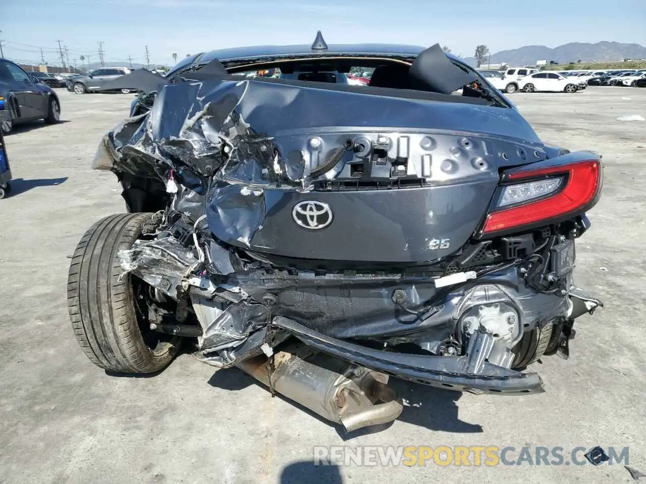 6 fotografías del automóvil dañado JF1ZNBE17R9759104 TOYOTA GR 86 PREM 2024