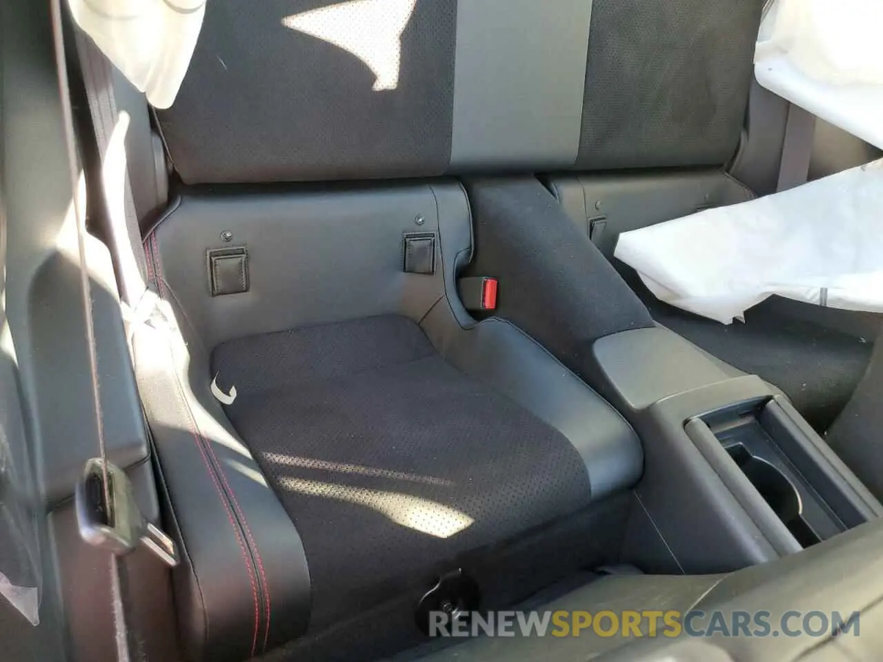 10 fotografías del automóvil dañado JF1ZNBM15R9750712 TOYOTA GR 86 TRUE 2024