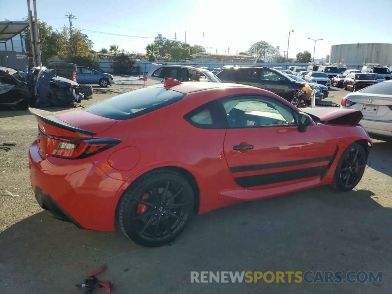 3 fotografías del automóvil dañado JF1ZNBM15R9750712 TOYOTA GR 86 TRUE 2024