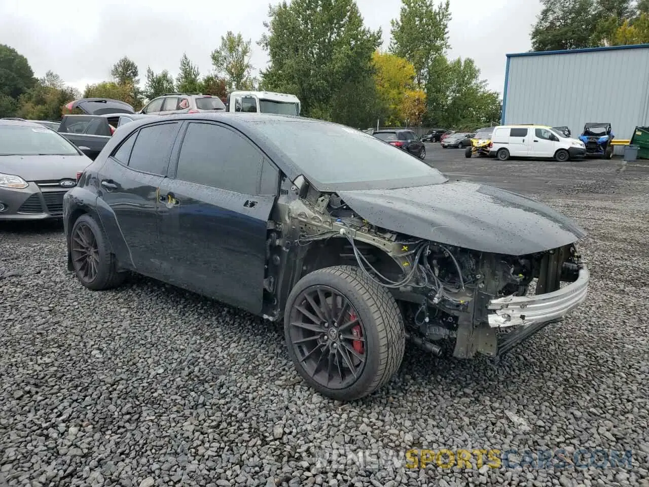 4 fotografías del automóvil dañado JTNABAAE1PA001205 TOYOTA GR COROLLA 2023