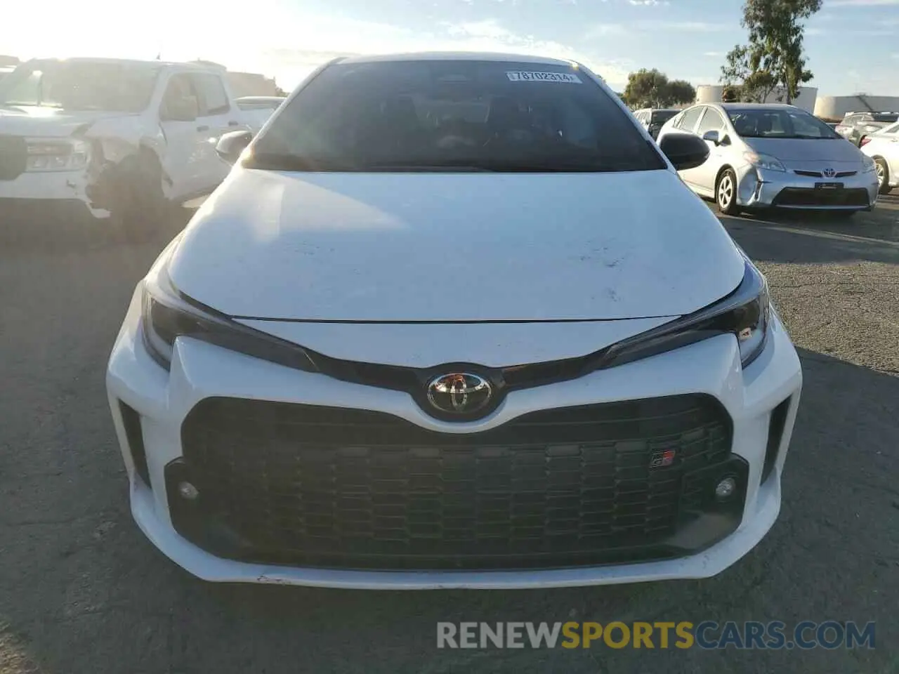 5 fotografías del automóvil dañado JTNABAAE1PA004055 TOYOTA GR COROLLA 2023