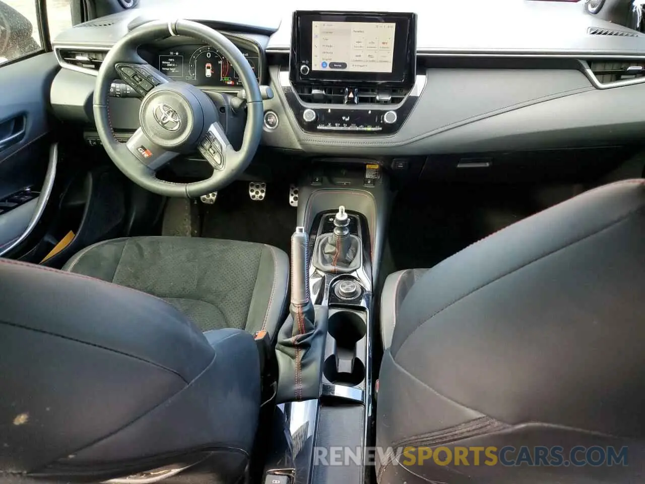 8 fotografías del automóvil dañado JTNABAAE1PA005030 TOYOTA GR COROLLA 2023