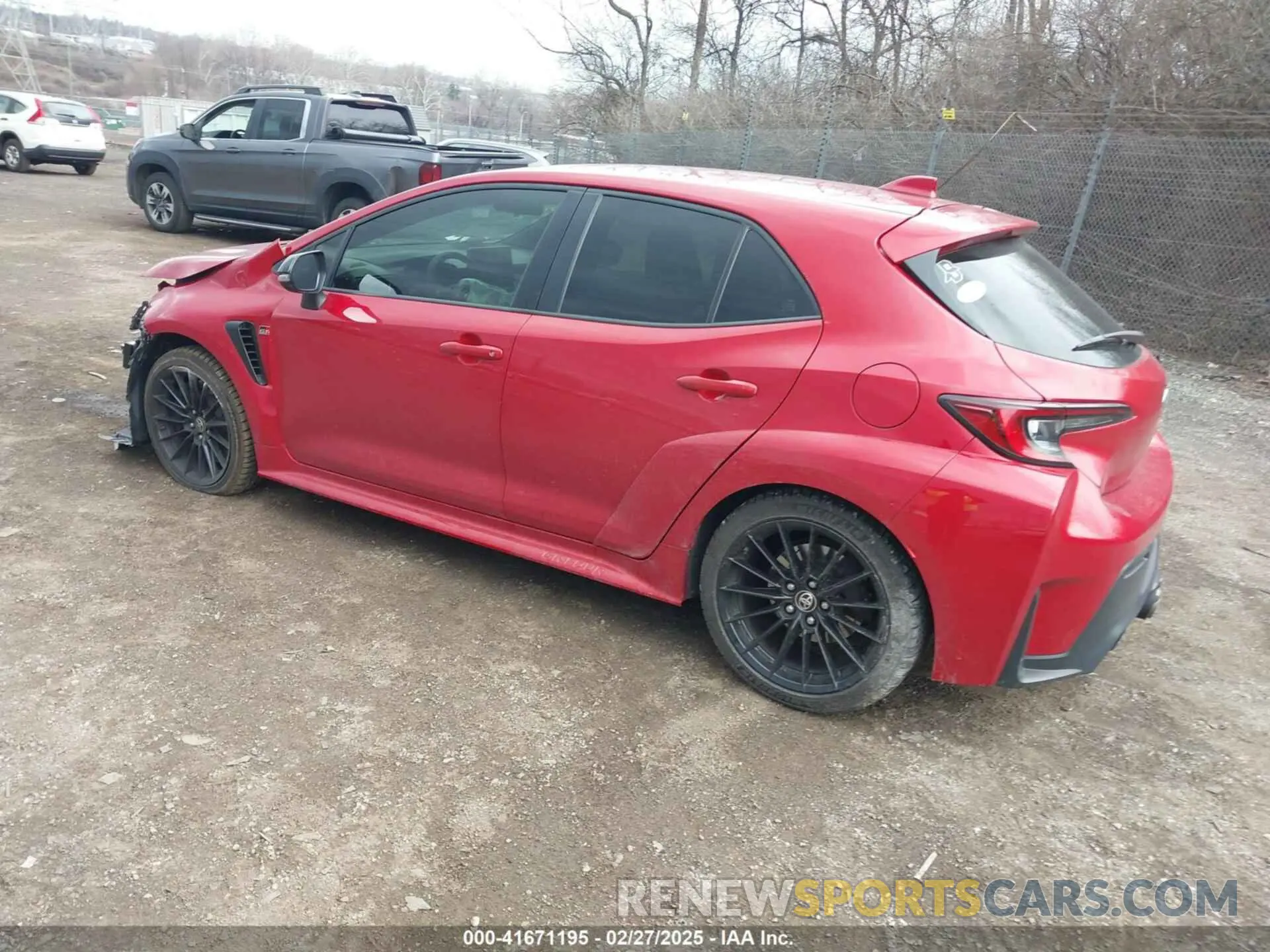 3 fotografías del automóvil dañado JTNABAAE1PA006565 TOYOTA GR COROLLA 2023