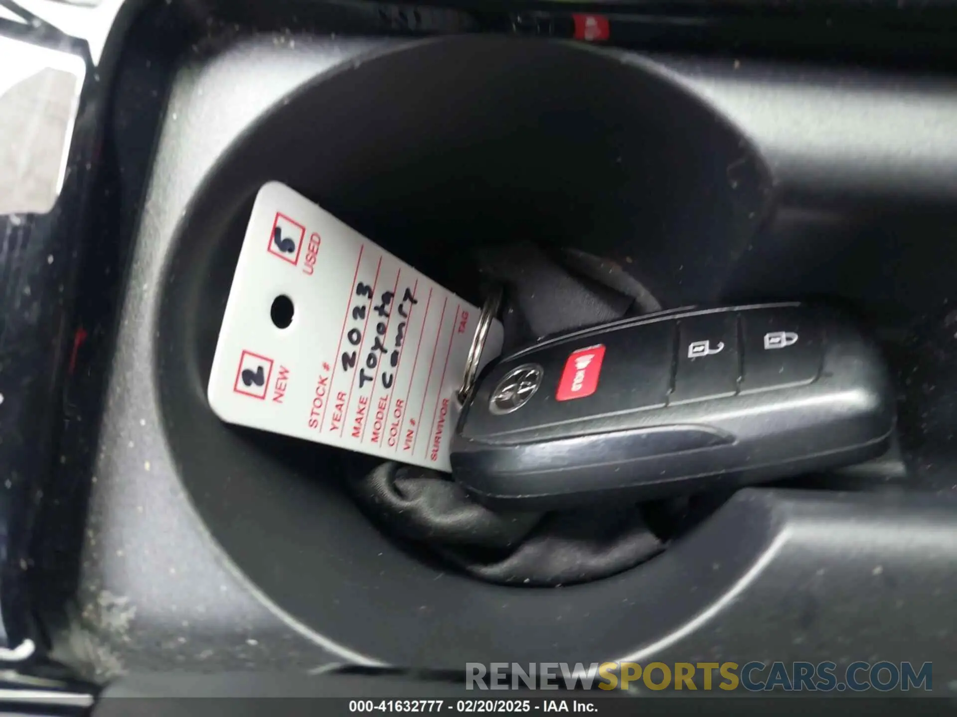 11 fotografías del automóvil dañado JTNABAAE4PA003143 TOYOTA GR COROLLA 2023
