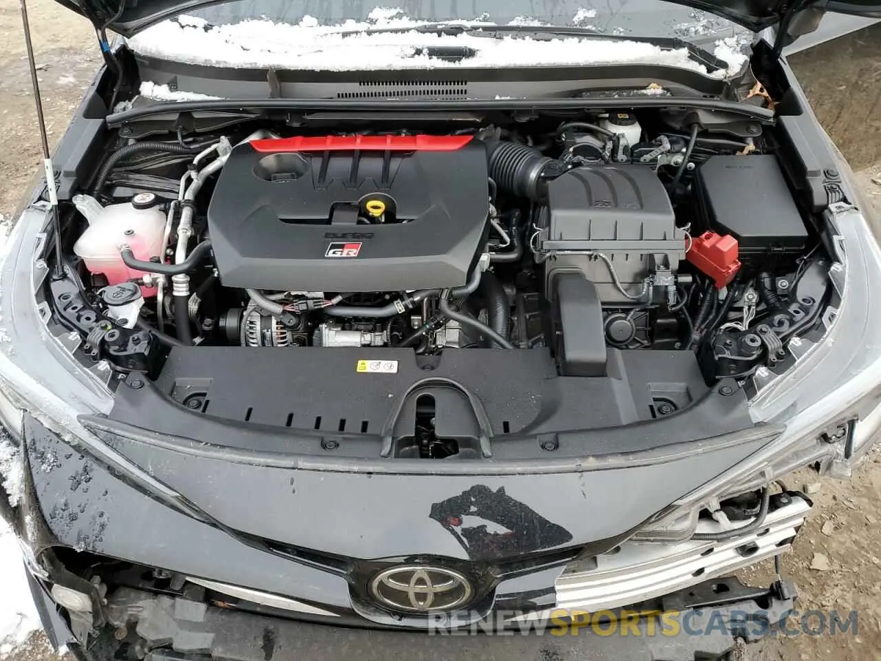 12 fotografías del automóvil dañado JTNABAAE6PA006156 TOYOTA GR COROLLA 2023
