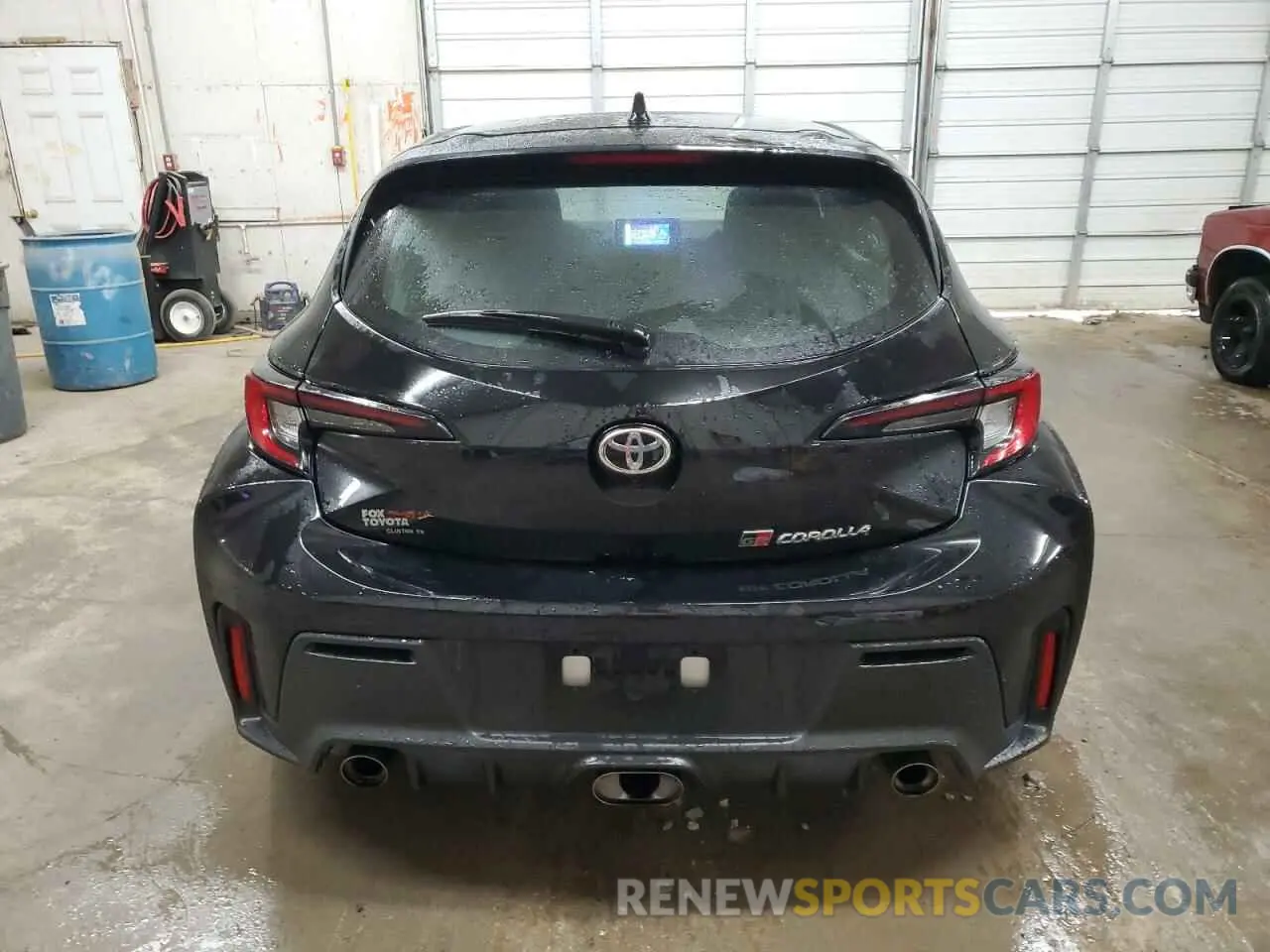 6 fotografías del automóvil dañado JTNABAAE7PA001421 TOYOTA GR COROLLA 2023