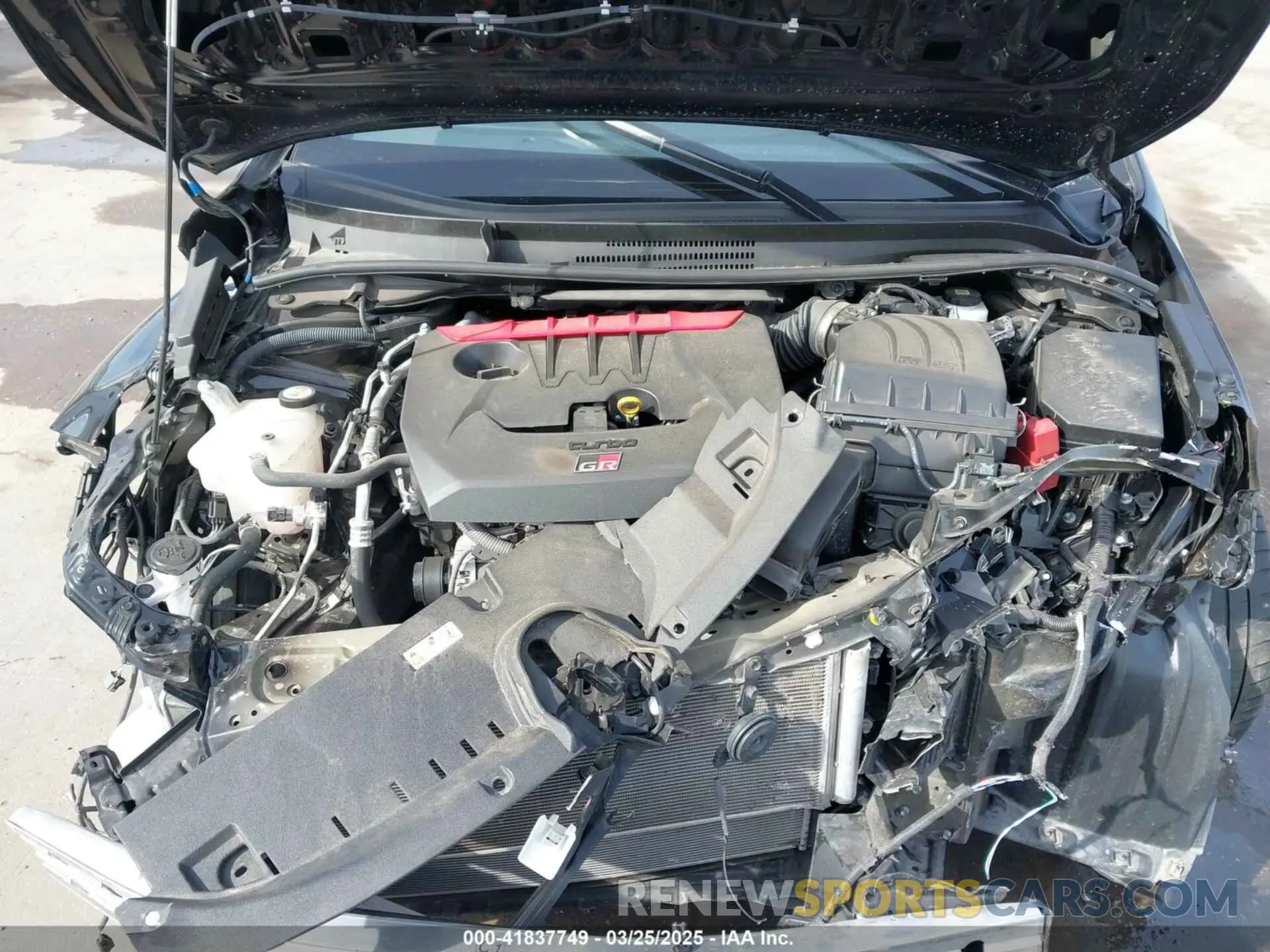 10 fotografías del automóvil dañado JTNABAAE8PA006823 TOYOTA GR COROLLA 2023