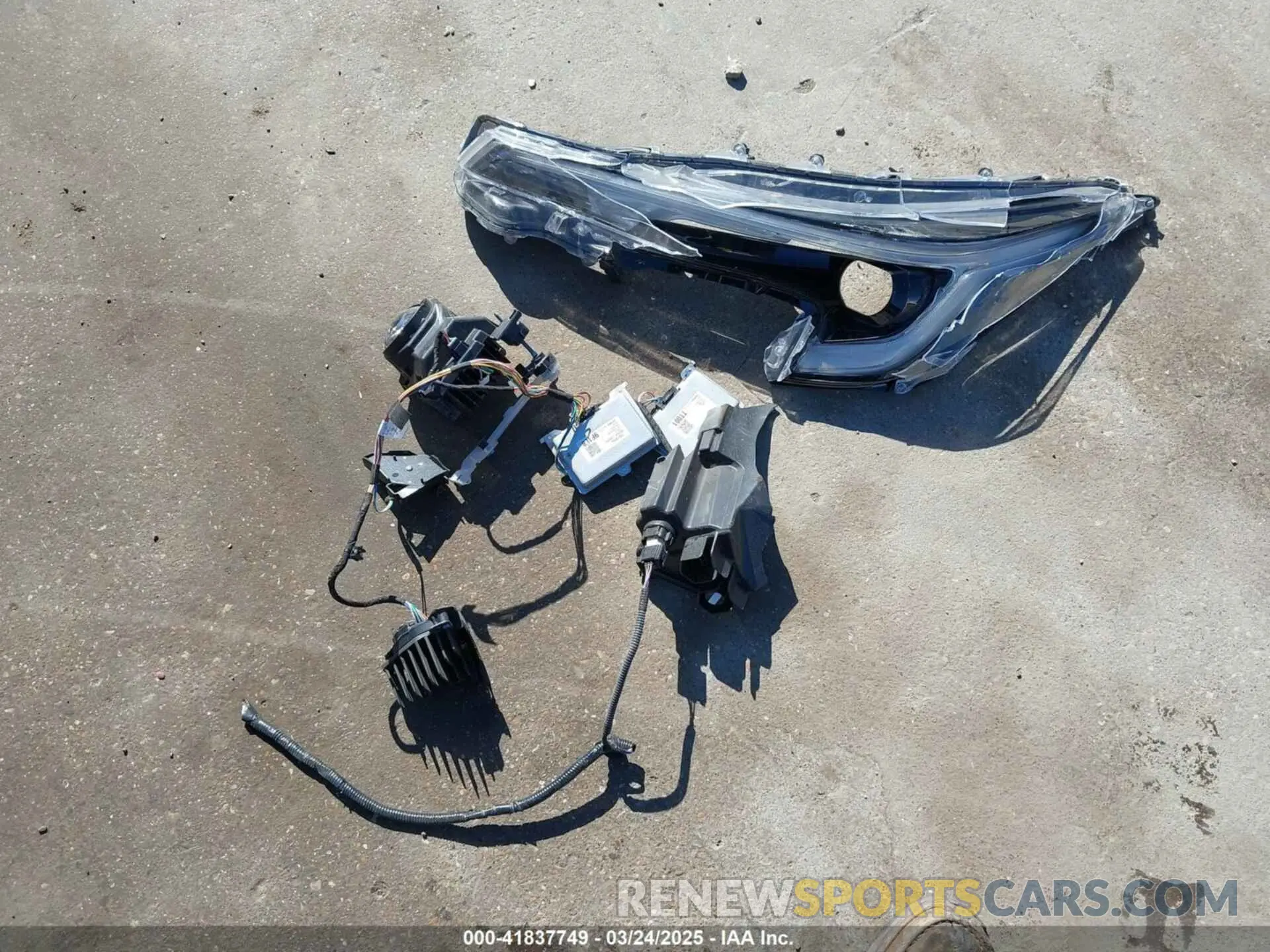 12 fotografías del automóvil dañado JTNABAAE8PA006823 TOYOTA GR COROLLA 2023