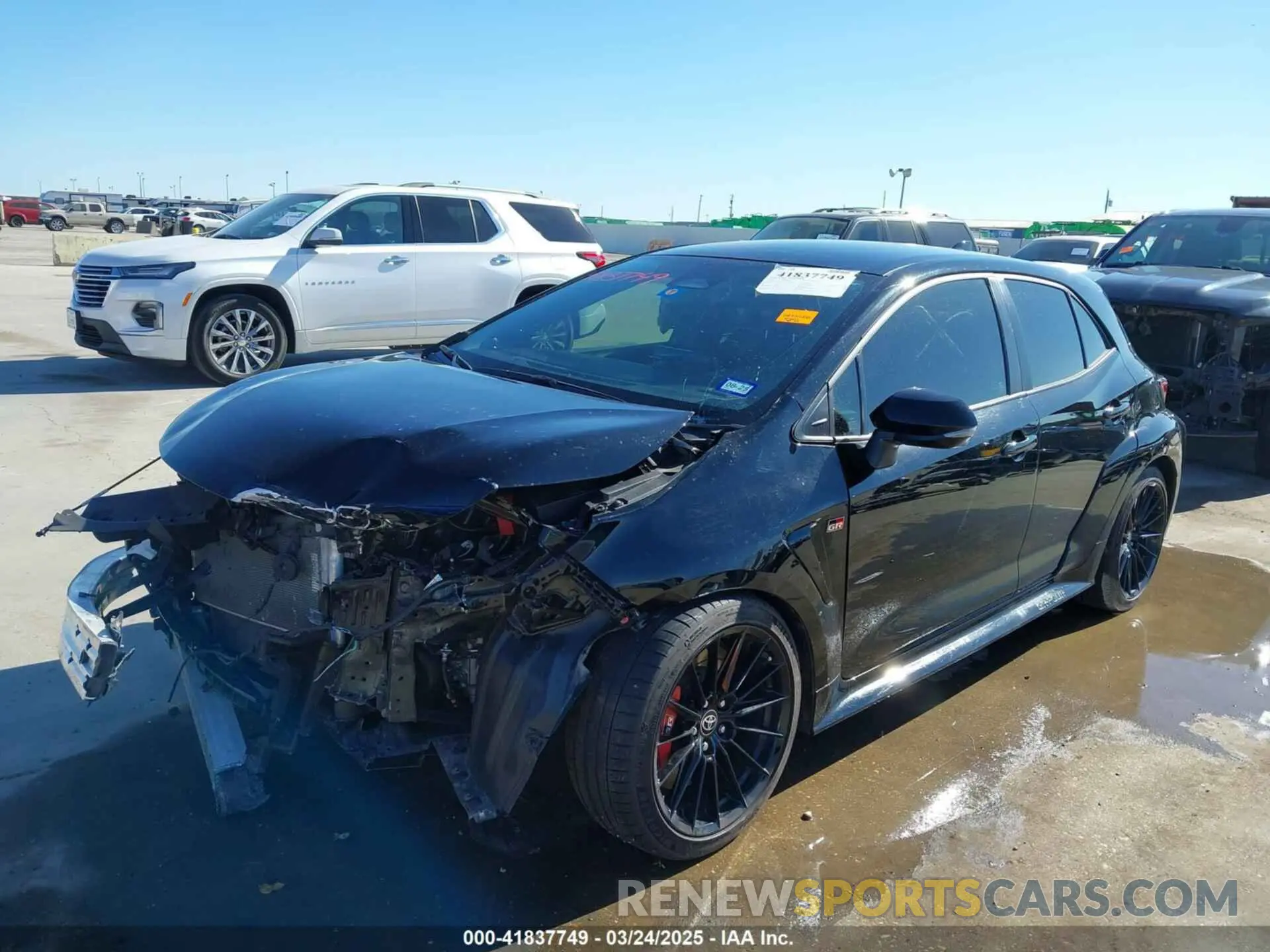 4 fotografías del automóvil dañado JTNABAAE8PA006823 TOYOTA GR COROLLA 2023