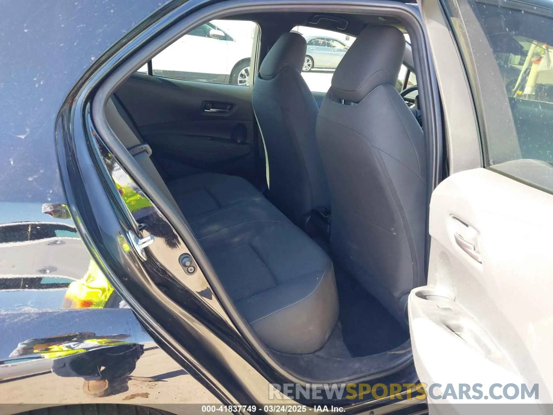 8 fotografías del automóvil dañado JTNABAAE8PA006823 TOYOTA GR COROLLA 2023