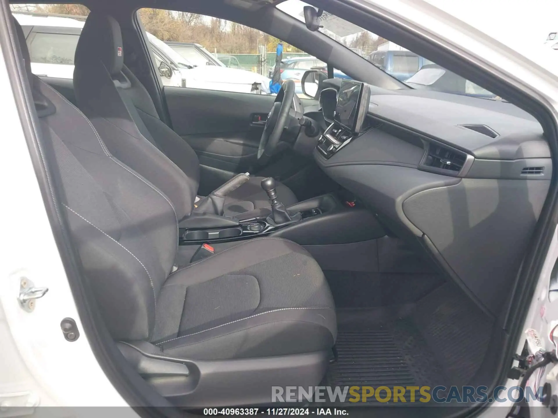 5 fotografías del automóvil dañado JTNABAAE0RA014126 TOYOTA GR COROLLA 2024