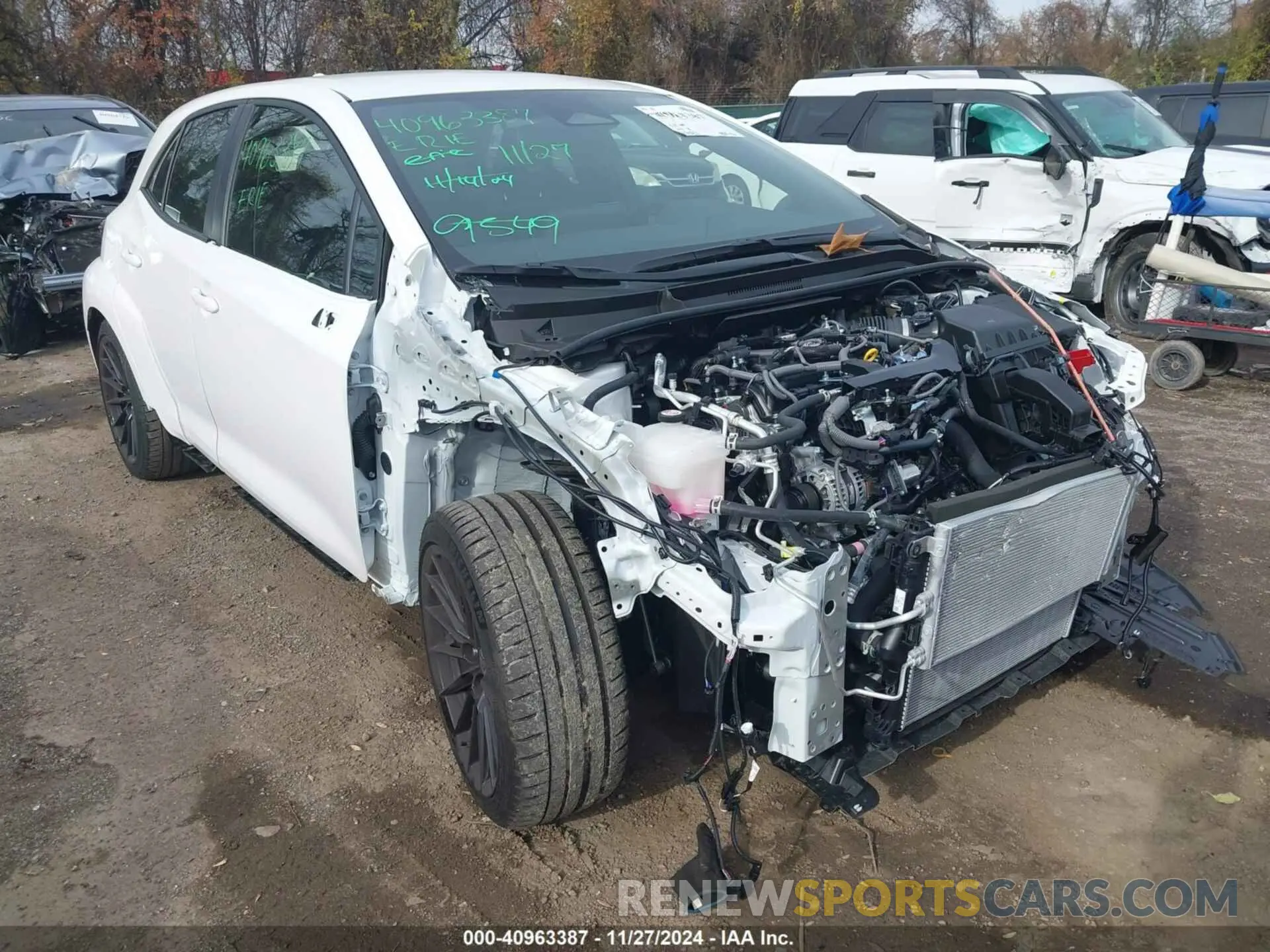 6 fotografías del automóvil dañado JTNABAAE0RA014126 TOYOTA GR COROLLA 2024